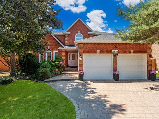 House for sale in Oakville, Ontario