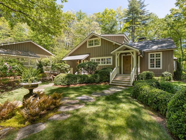 House for sale in Highlands, North Carolina