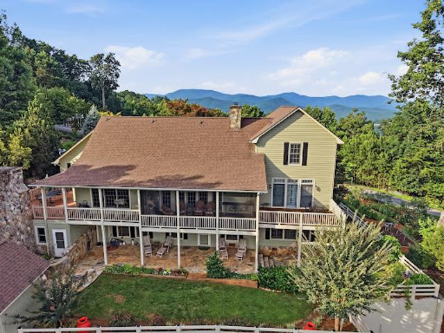 House for sale in Blairsville, Georgia