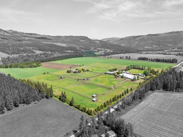 House for sale in Lumby, British Columbia