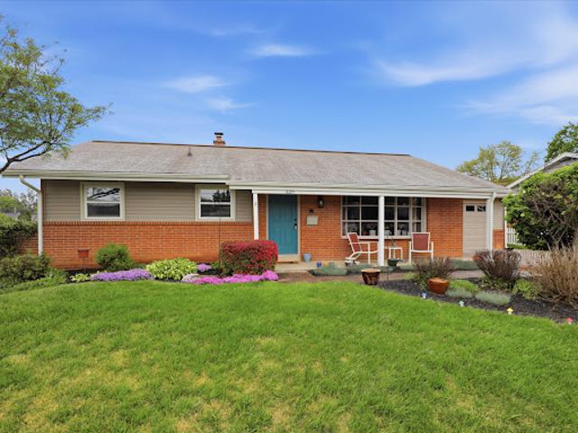 House for sale in East Petersburg, Lancaster County