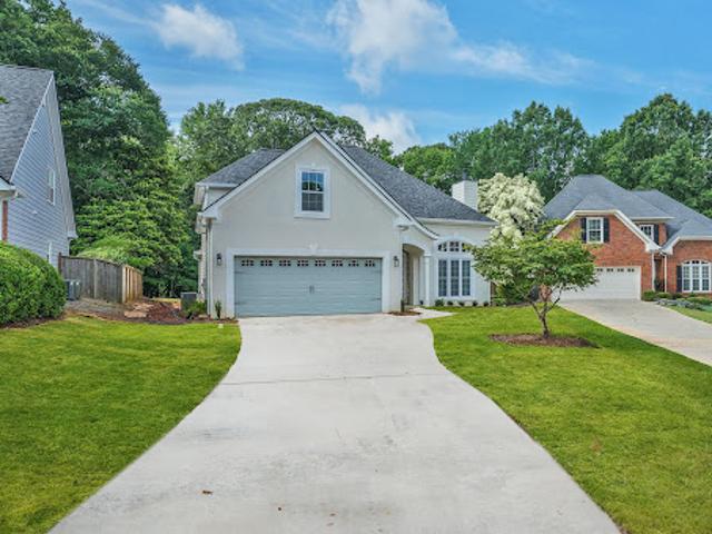 House for sale in Alpharetta