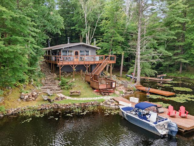 House for sale in Georgian Bay, Ontario