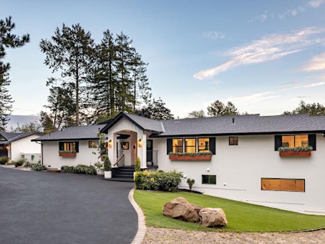 House for sale in Oakland, Alameda County