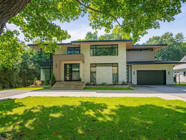 House for sale in Beaconsfield, Quebec