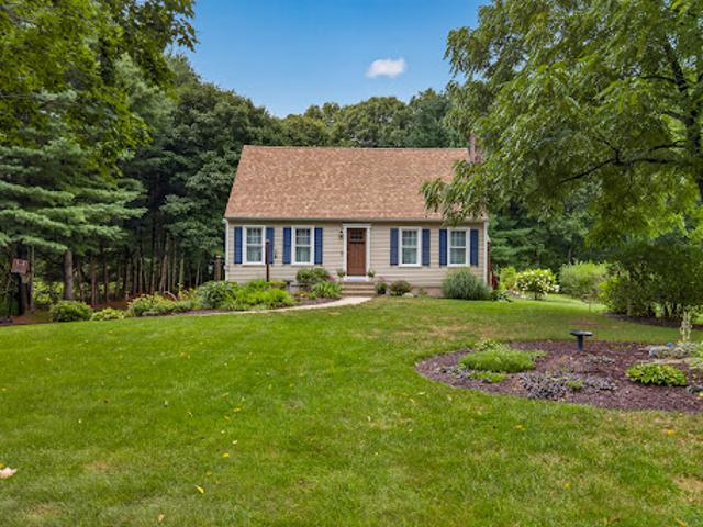 House for sale in Clinton, Lower Connecticut River Valley Planning Region