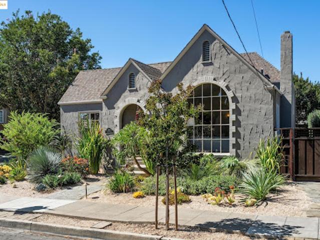 House for sale in San Leandro, California