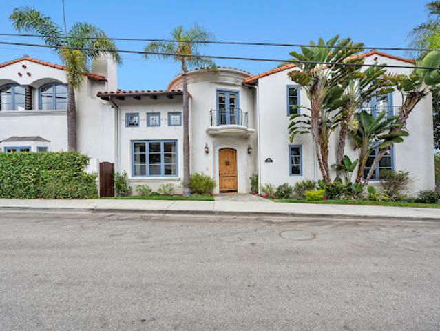 House for sale in Manhattan Beach, California