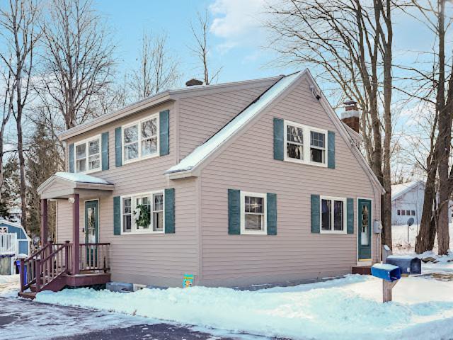 House for sale in New Hampshire