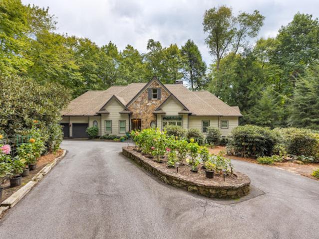 House for sale in Highlands, Macon County