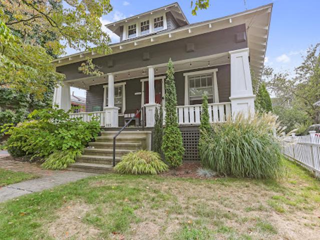 House for sale in Bridgeport, Connecticut