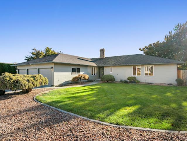 House for sale in Kennewick, Benton County