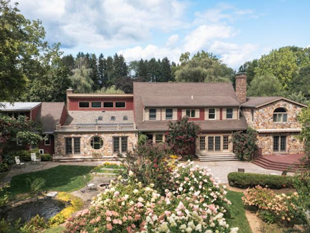House for sale in Bernardsville, New Jersey