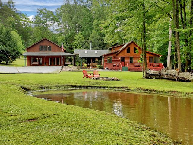 House for sale in Blue Ridge