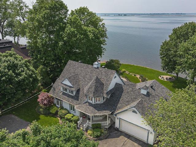 House for sale in Roussillon, Quebec