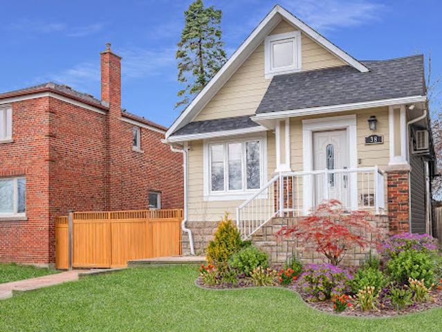 House for rent in Toronto