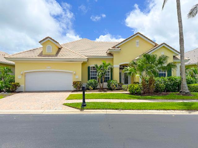 House for sale in Melbourne Beach