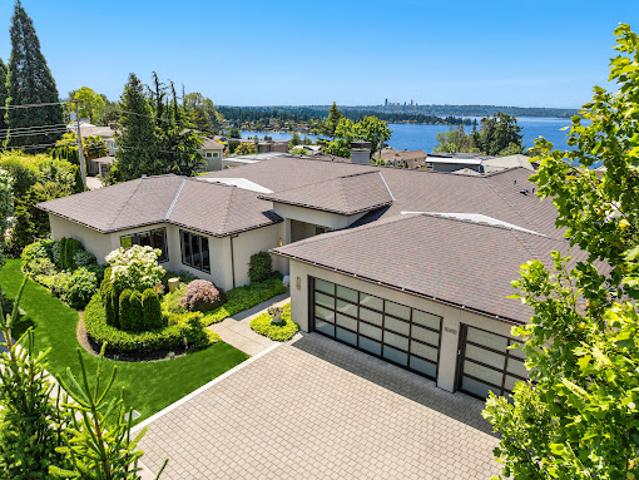 House for sale in Kirkland, Washington