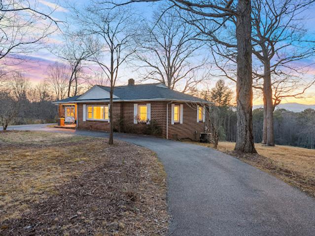 House for sale in Blue Ridge, Georgia