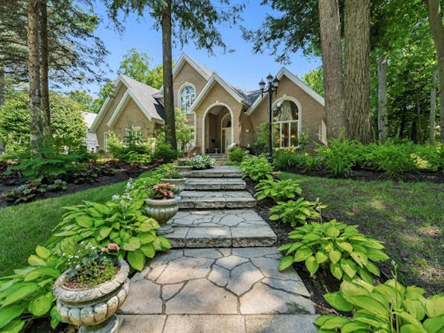 House for sale in Saint-Bruno-de-Montarville, Montérégie