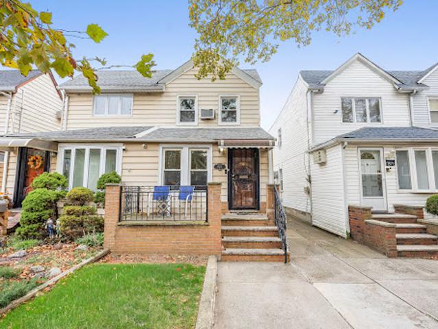 House for sale in Arverne, New York