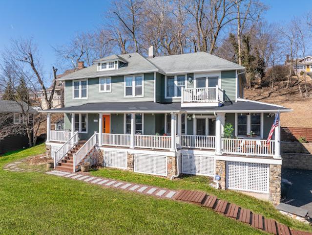 House for sale in Nyack