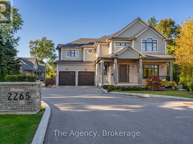 House for sale in Burlington, Ontario