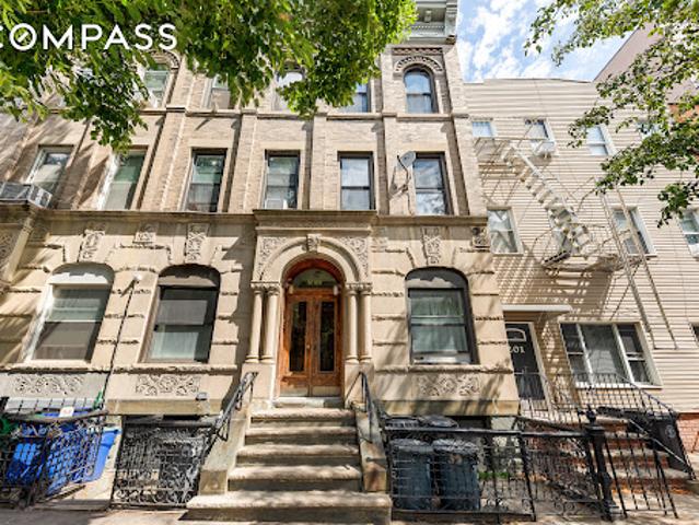 House for sale in Arverne, New York