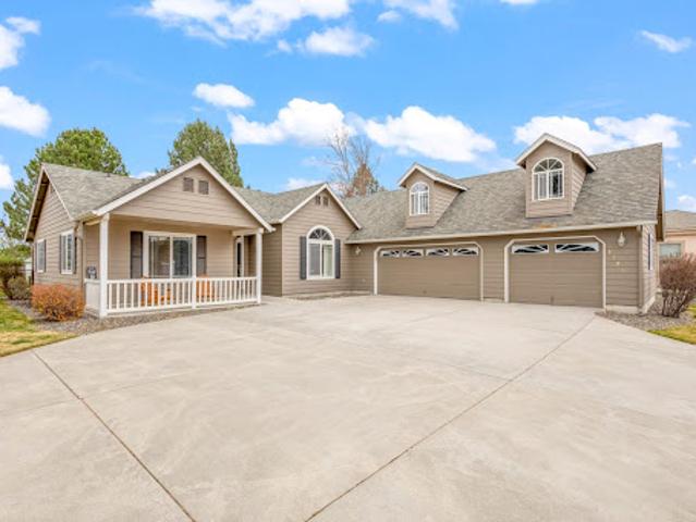 House for sale in Oregonia