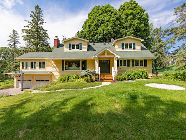 House for sale in Hennepin, Minnesota