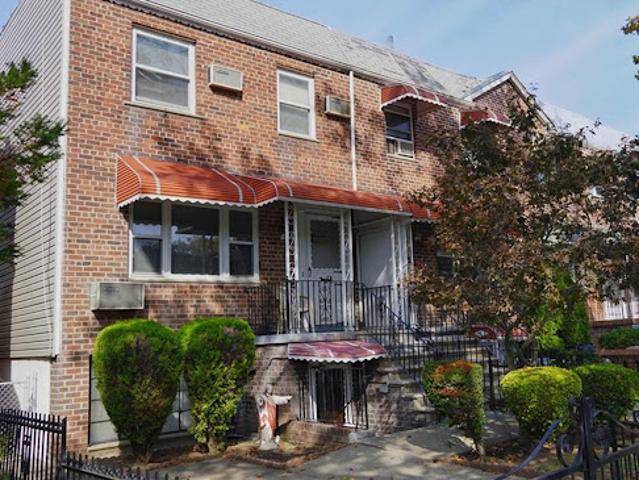 House for sale in Arverne, New York