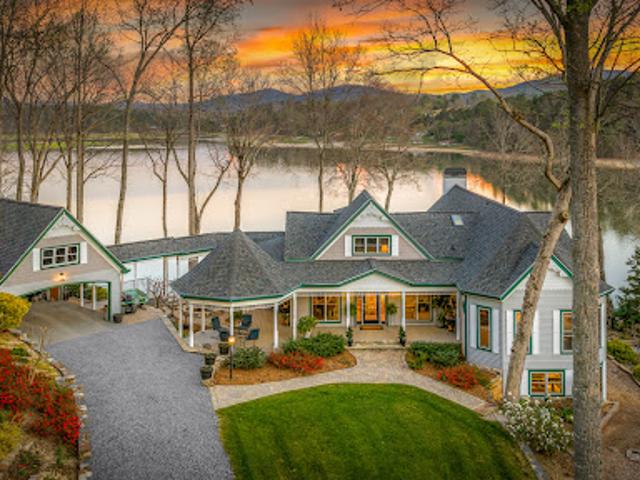 House for sale in Blairsville, Georgia