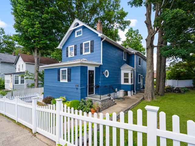 House for sale in New York