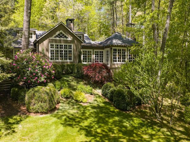 House for sale in Highlands, North Carolina