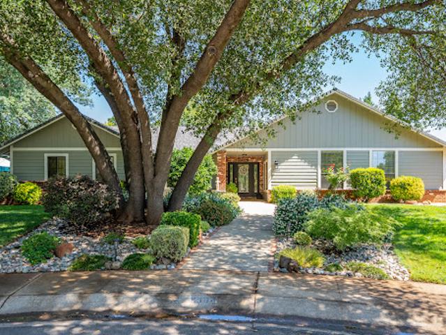 House for sale in Shasta, California