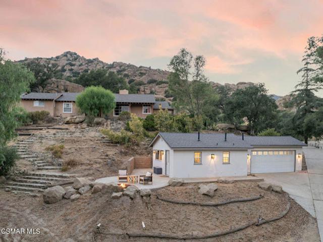 House for sale in Chatsworth House for sale in Chatsworth