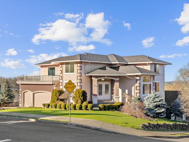 House for sale in Camas, Washington