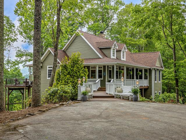 House for sale in Spruce Pine, North Carolina