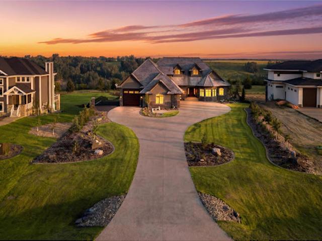 House for sale in Spruce Grove, Alberta