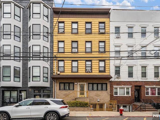 House for sale in Hudson, New Jersey