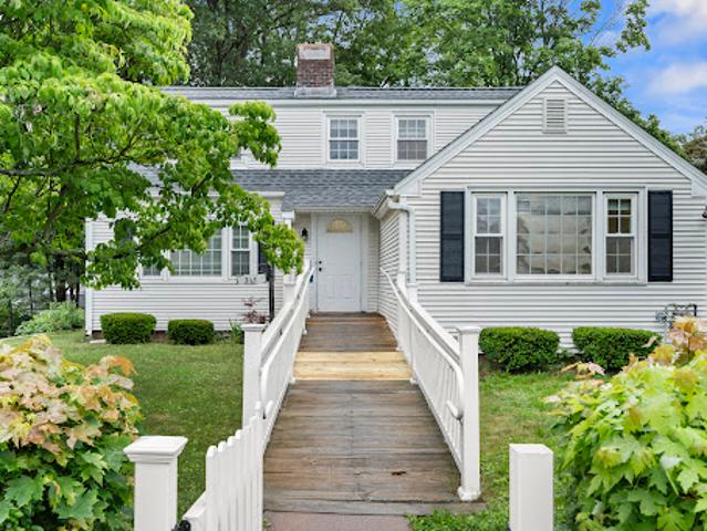 House for sale in Manchester