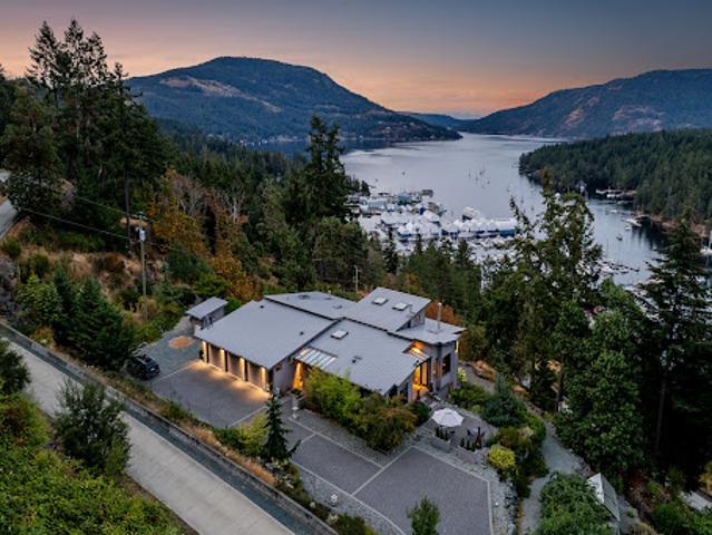 House for sale in Duncan, British Columbia