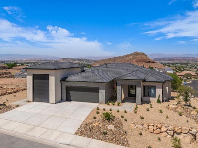 House for sale in Washington, Utah