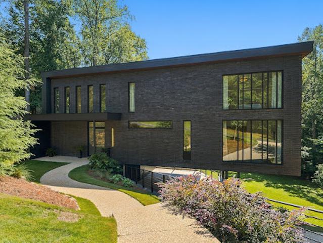 House for sale in Sandy Springs, Fulton County
