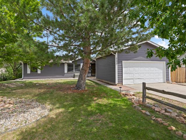 House for sale in Arapahoe, Colorado
