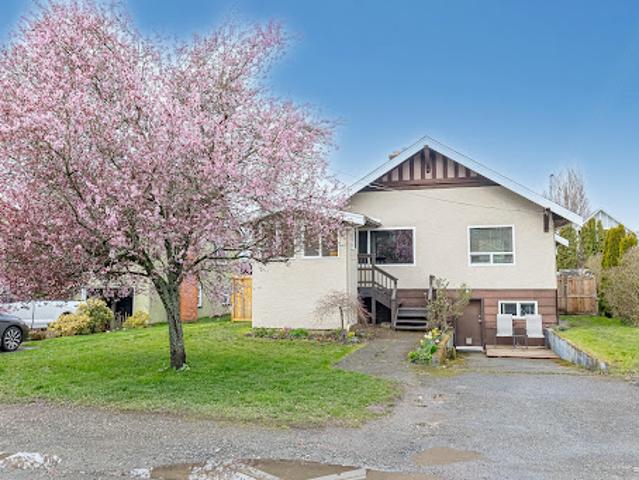 House for sale in Saanich, British Columbia