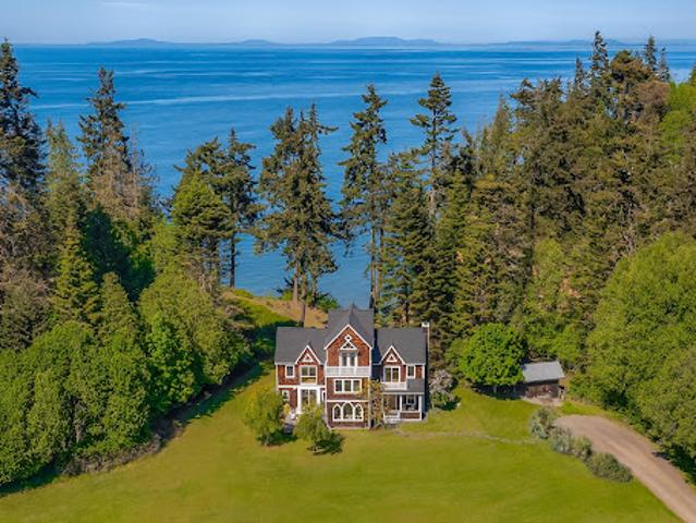 House for sale in Port Angeles, Washington