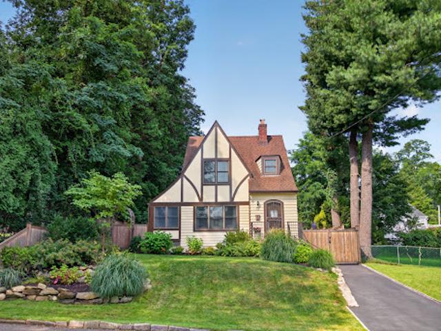House for sale in Hartsdale, New York