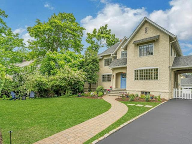 House for sale in Montclair, New Jersey