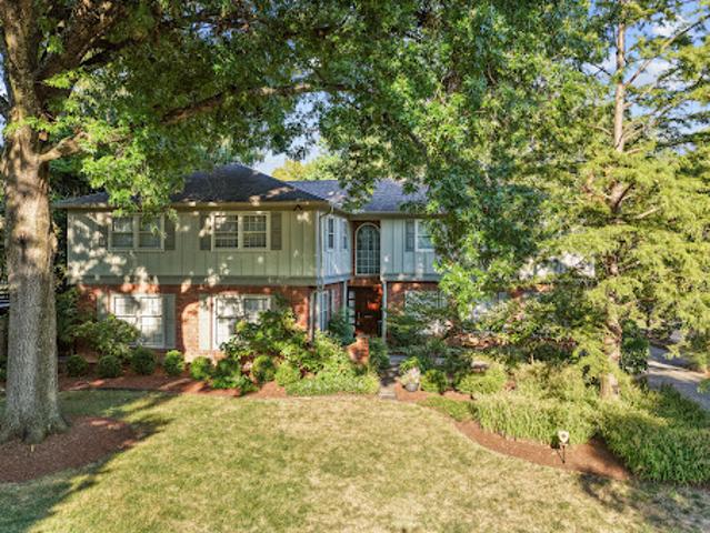House for sale in Roselawn, Ohio